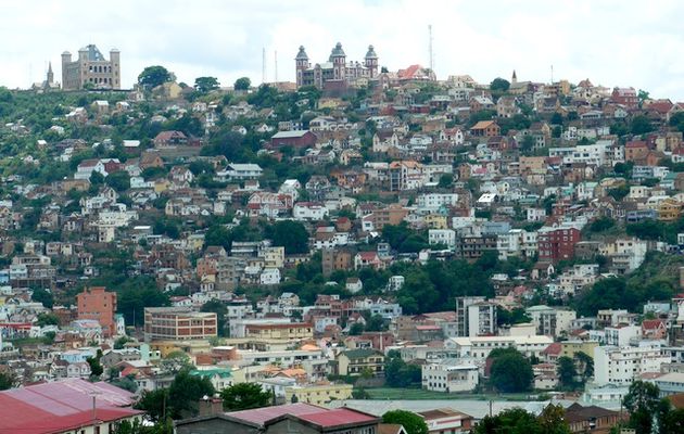 MADAGASCAR 41 : Tana, la ville capitale