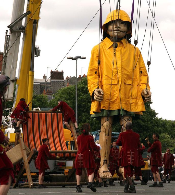 Album - Royal de Luxe Nantes 2009 Geante et Scaphandrier samedi 02