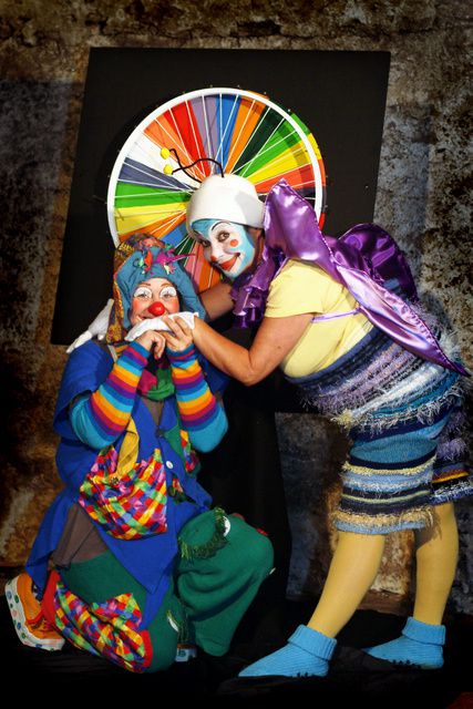 spectacle, clown et marionnettes