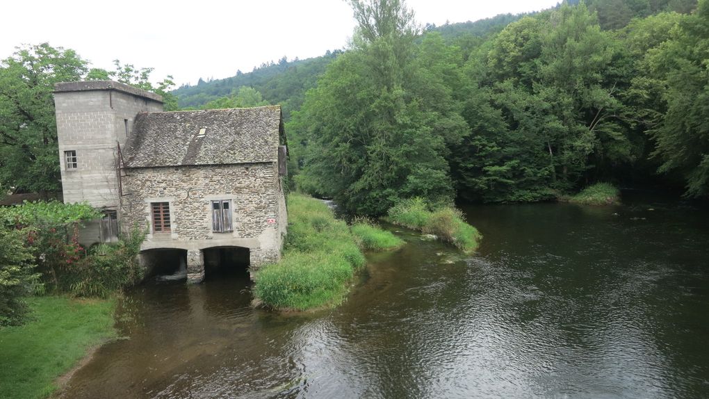 De l'Auvergne au Quercy par la vallée de la Dordogne