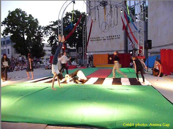 Spectacle 2017 du Cirque de la lune 