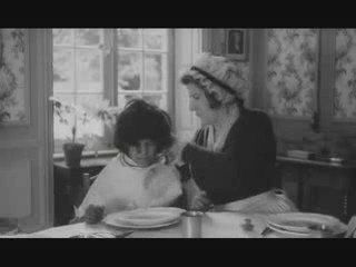 Seconde-Première Extrait Vidéo : Socialisation d'un enfant sauvage 