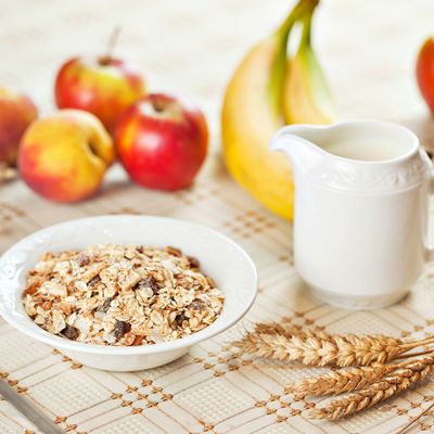 Bon appétit - Nourriture - Bircher muesli - Fruits - Lait - Blé - Photographie - Wallpaper - Free