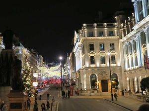 Xmas light Tour, London by night