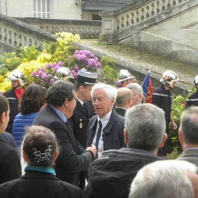 Cérémonies du 8 mai : portraits d'officiels.