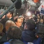 François Hollande est arrivé sous les huées des agriculteurs