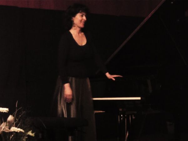 KATIA.....un STEINWAY.....Schumann, Schubert, Chopin, Liszt....et les autres....... : LA MAGIE