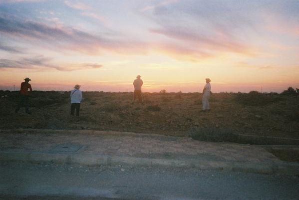 Bon, ben, voil&agrave;, mai 2005, la 2000 est en Tunisie... voici un tr&egrave;s tr&egrave;s tr&egrave;s l&eacute;ger &eacute;chantillon de nos souvenirs...