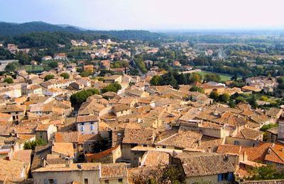 Je suis un néonazi célibataire de 32 ans et souhaiterais savoir où rencontrer des aryennes?