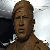 Artista Israel Linares realiza busto del Comandante Hugo Chávez