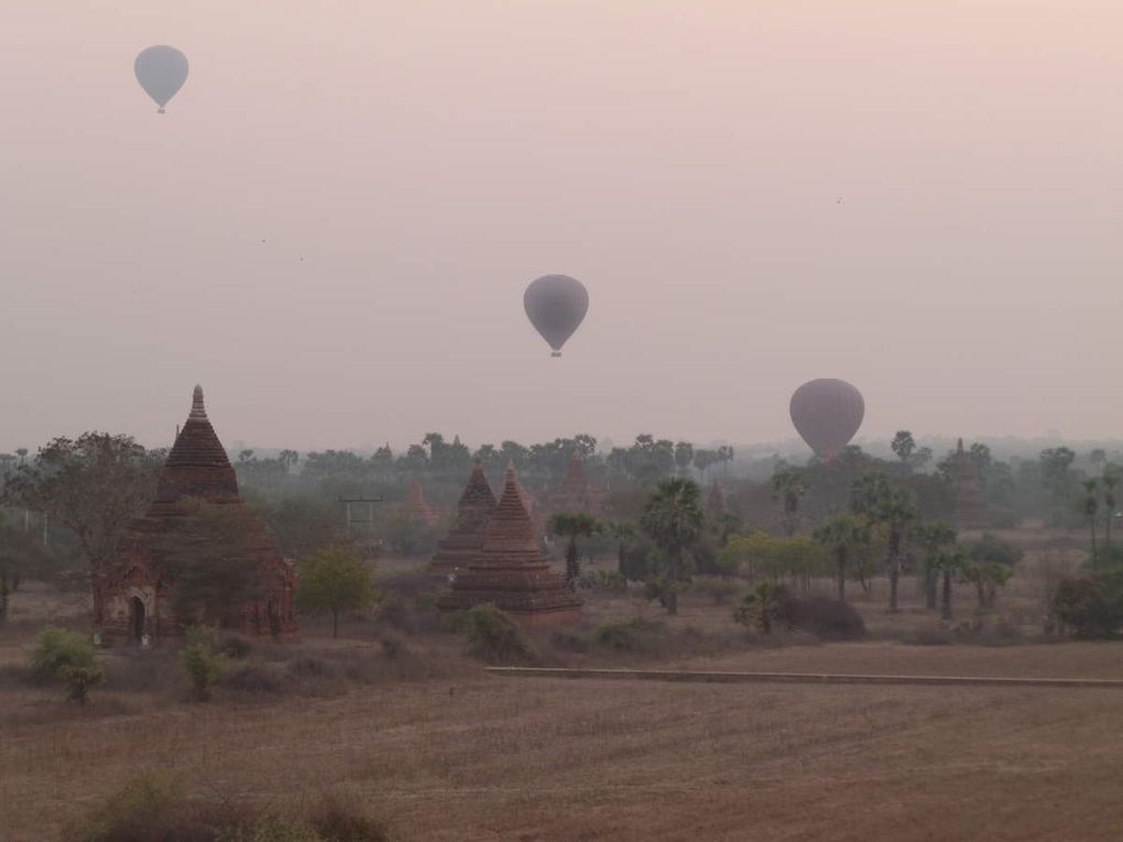 Départ pour Bagan, la cité aux 2000 pagodes