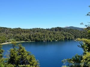 Lago Espejo, route des 7 lacs, Argentine en camping-car