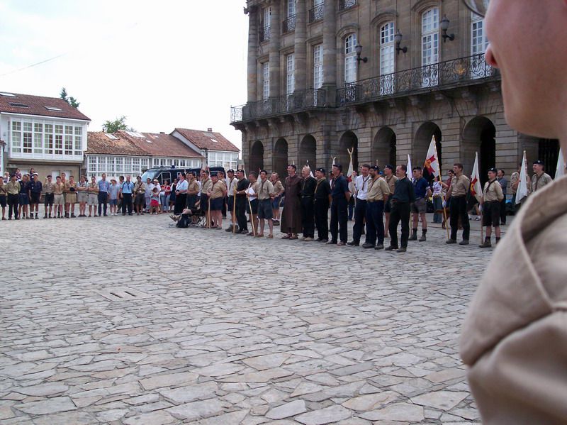 <P class=MsoNormal style="MARGIN: 0cm 0cm 0pt; TEXT-ALIGN: center" align=center><SPAN style="FONT-SIZE: 10pt; FONT-FAMILY: Verdana">Le rassemblement des routiers de France pour la dernière étape du chemin de Saint Jacques de Compostelle. Routiers: Augustin, Henri, Hugues, Anthony, Richard Henri, Antoine, Guillaume, Simon, Thibault et Thomas le chef !</SPAN></P>
<P class=MsoNormal style="MARGIN: 0cm 0cm 0pt; TEXT-ALIGN: center" align=center><SPAN style="FONT-SIZE: 10pt; FONT-FAMILY: Verdana"><?x