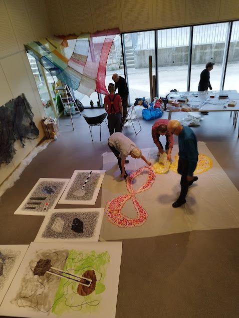 Les artistes installent pendant quatre jours. Les ouvres sont conçues pour le lieu