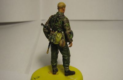 SS grenadier 1/35