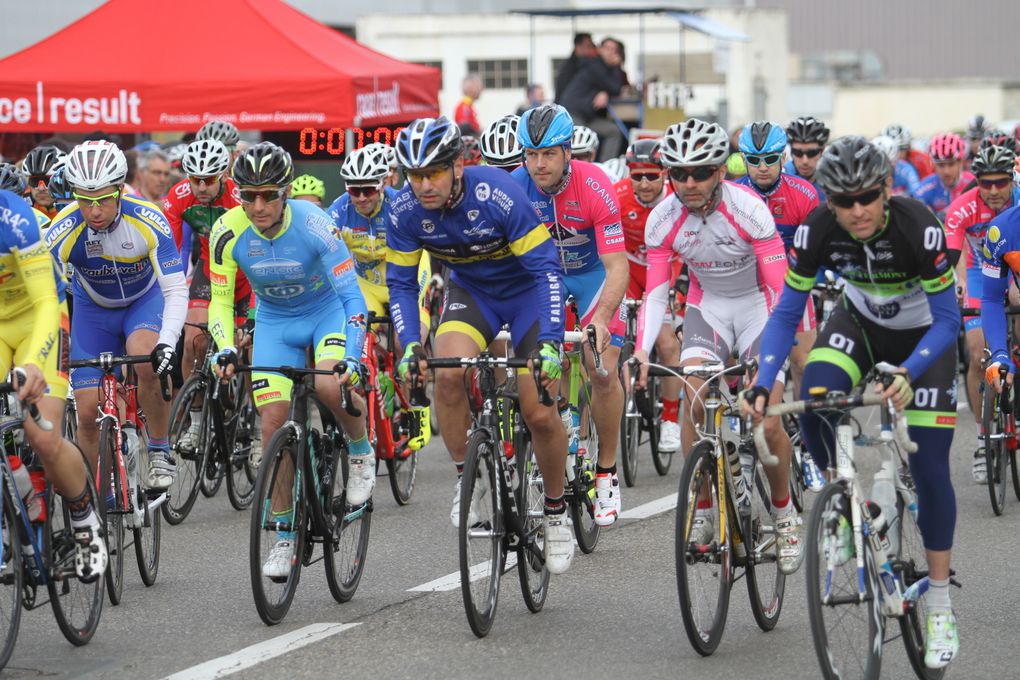 Trois cent sept coureurs ont participé au GPO de l'Amicale Cycliste du Moulin à Vent