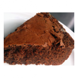 Moist chocolate cake, ingredients and recipe