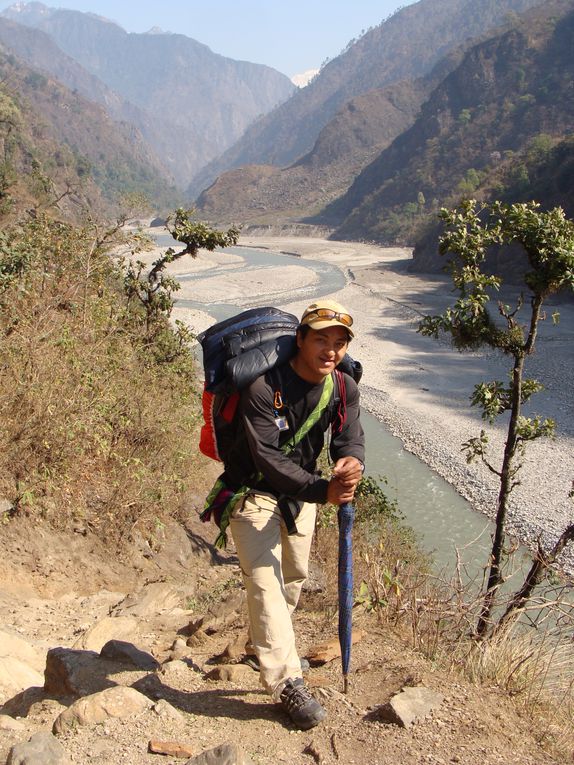 trek de 10 jours dans la vallée de Manaslu