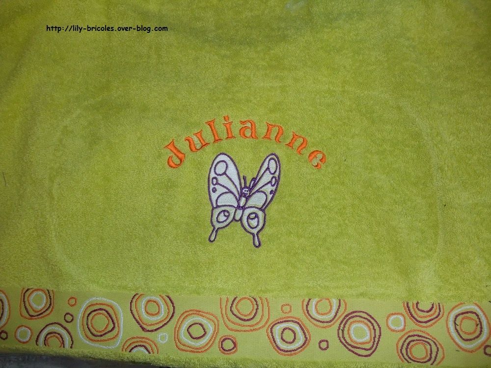 Album - serviettes brodées et personnalisées