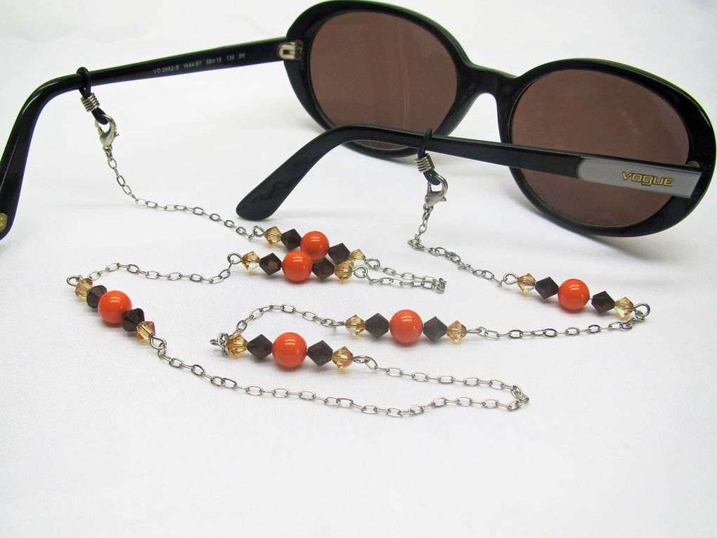 Cordon lunettes fantaisie, perles swarovski sur chaine acier, fait main