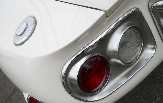 Gros plan: Toyota 2000 GT