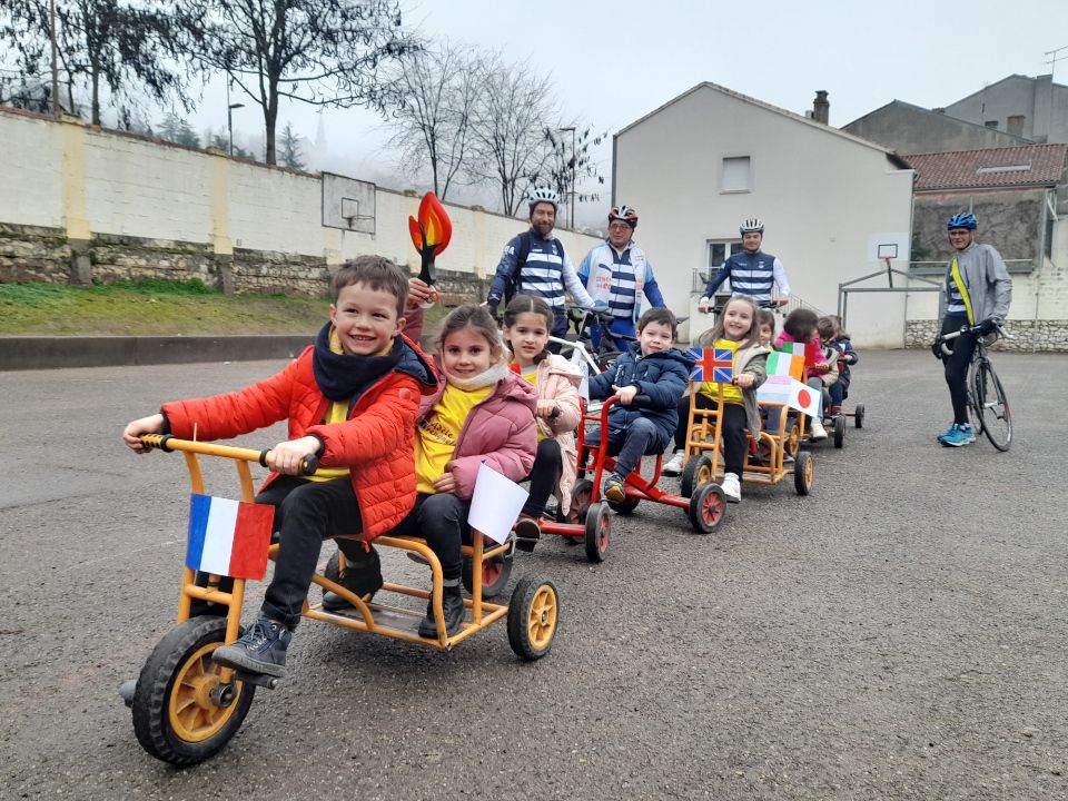 Arrivée de la flamme olympique!