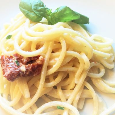 Spaghetti sauce au chèvre et basilic