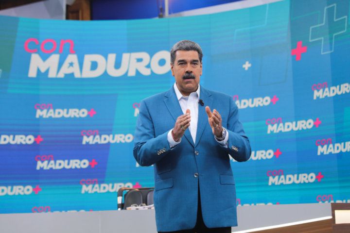 Maduro: Venezuela iniciará rondas de negocios con empresarios de China para consolidar ZEE en el país