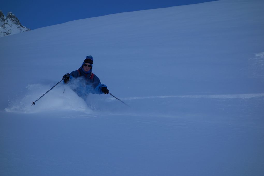 http://www.geromegualaguidechamonix.com Souvenirs d'Hiver en Hors Pistes, Free Ride, ski de randonnées, Héliski, alpinisme...(Photos prises et appartenants à Gérôme GUALA)