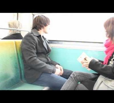 L'énigme s'écrit mais pas les pattes