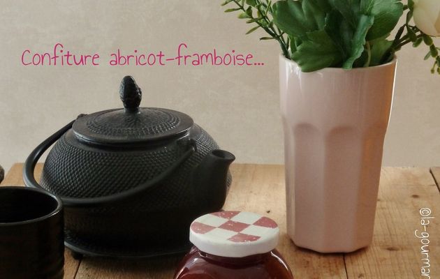 Confiture abricot-framboise