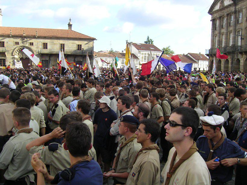 <P class=MsoNormal style="MARGIN: 0cm 0cm 0pt; TEXT-ALIGN: center" align=center><SPAN style="FONT-SIZE: 10pt; FONT-FAMILY: Verdana">Le rassemblement des routiers de France pour la dernière étape du chemin de Saint Jacques de Compostelle. Routiers: Augustin, Henri, Hugues, Anthony, Richard Henri, Antoine, Guillaume, Simon, Thibault et Thomas le chef !</SPAN></P>
<P class=MsoNormal style="MARGIN: 0cm 0cm 0pt; TEXT-ALIGN: center" align=center><SPAN style="FONT-SIZE: 10pt; FONT-FAMILY: Verdana"><?x