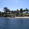 Ile aux Requins et bateau en bois