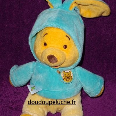 Doudou Winnie l'ourson, bleu jaune, déguisé en lapin, Nicotoy, velours, www.doudoupeluche.fr