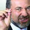 A quoi sert Avigdor Lieberman ? par Alain Gresh