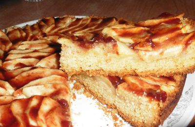 AMIE  -  Gâteau Gourmand aux Pommes  de Jeanine ROBERT