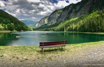 Le lac de Montriond  - Haute Savoie -