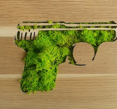 "Handgun" : Alexandrine Pinardelle by Mister Ride