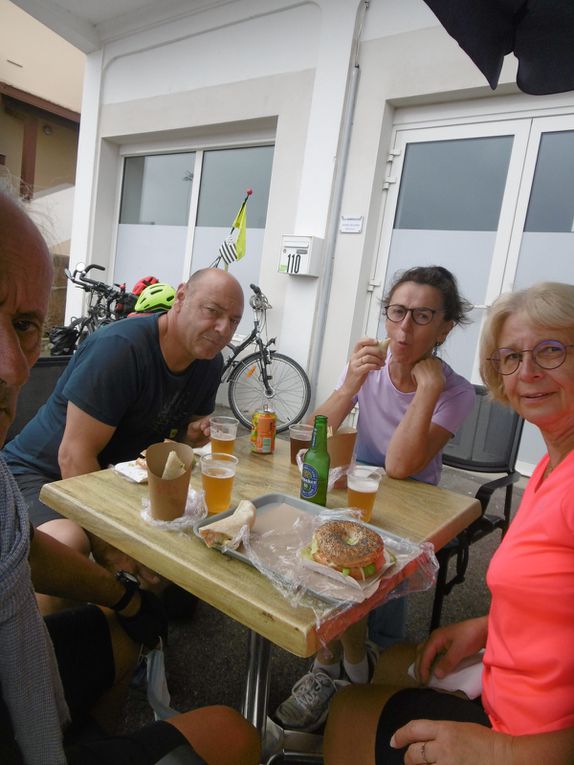 Hommage et salutation  à la Mairie d'Anglet - Départ de chez Isa/Daniel - pique nique Cap Breton et adios !