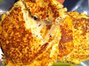 Cauliflower grilled cheese &quot; burger de chou-fleur au fromage&quot; Dukan