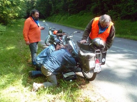 On dépanne n'importe où ! en bord de route, au camping