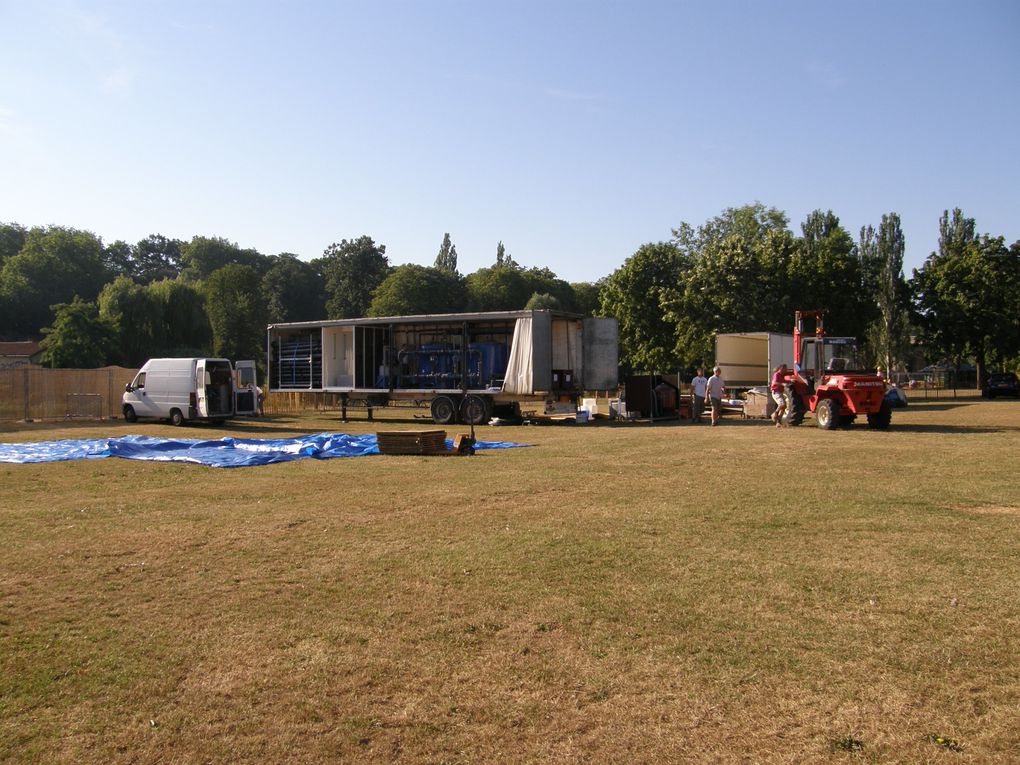 Une plage à la ville dans un cadre verdoyant. C'est Metz Plage