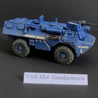 VAB 4X4 Gendarmerie  1/72