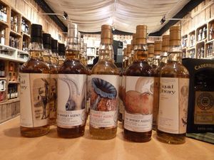 Compte rendu : Whiskycafé chez TasTToe (The Whisky Agency VS Cadenhead)