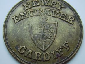   Token Pubicitaire  -   NEWBY ENGRAGER CARDIFF  Ref 8460   ++++