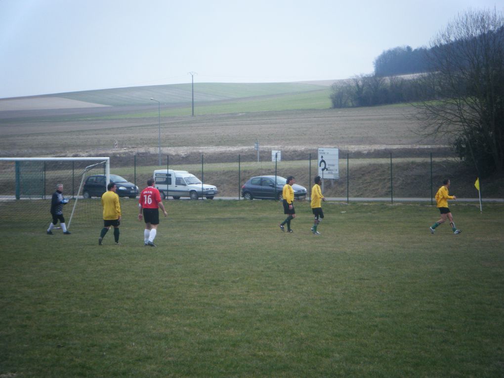 Photos de notre match du Dimanche 14 Mars 2010.
ASVL - La Veuve (2-2)