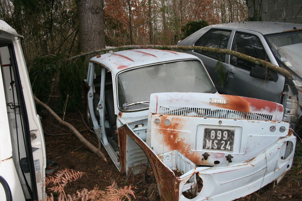 Album - Ancienne Casse auto abandonnee