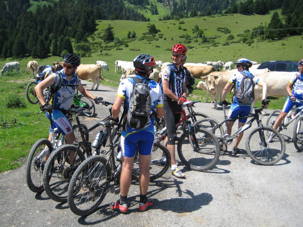 Sortie Club dans le secteur des Cols du Tourmalet, Aspin, Sencours, Beyrêde et Pic du Midi de Bigorre, le 11 juillet 2009.