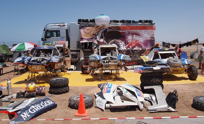 EMILIANO Y SU GRAN DESAFIO EN EL DAKAR, ARGENTINA- CHILE 2011. 
LO HIZO Y DIO LA VUELTA