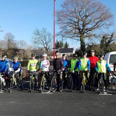 Faire du vélo.Profitez-en.